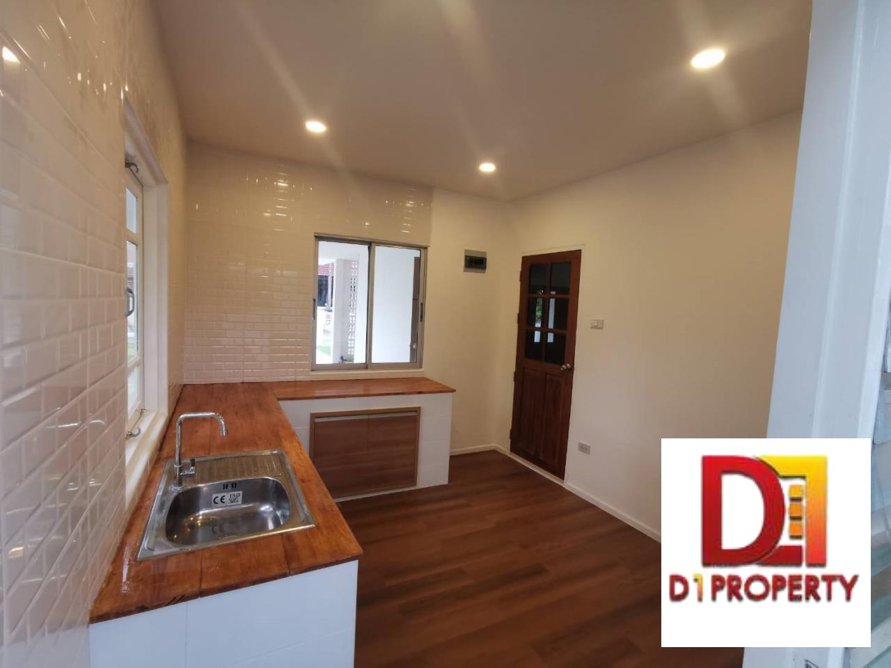 House for sale in San Kamphaeng zone