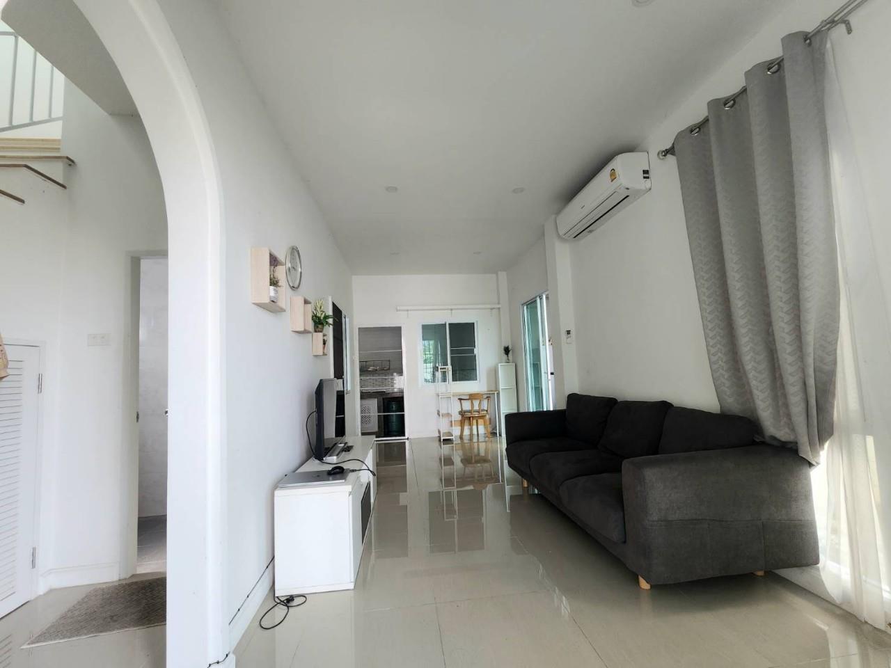 House for rent in the Saraphi zone project near Varee School, Chiang Mai.