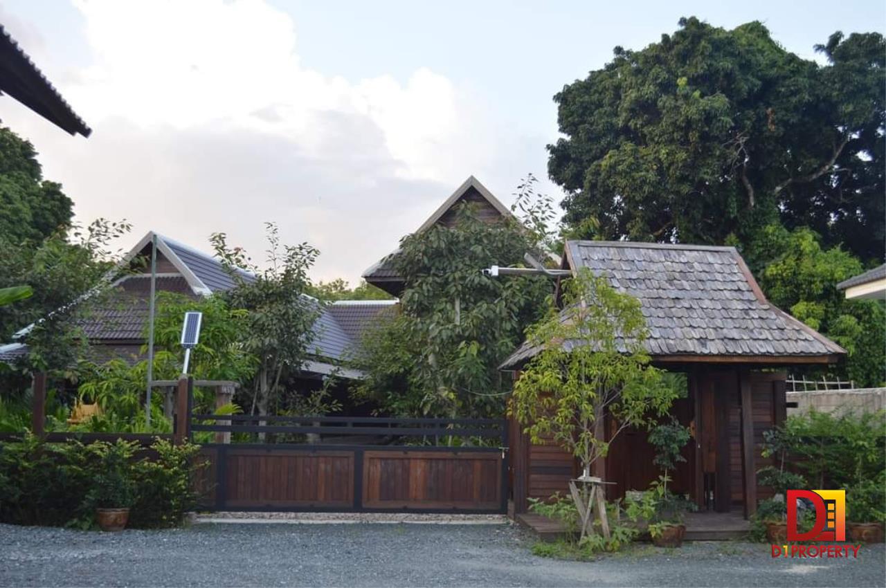 Lanna style garden house in the city Near Nakorn Payap International School