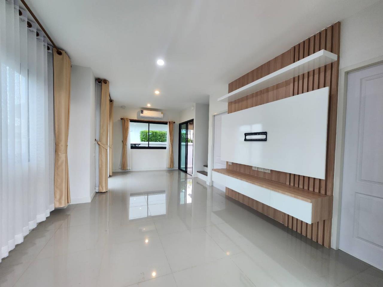 House for sale in the project, San Sai zone.