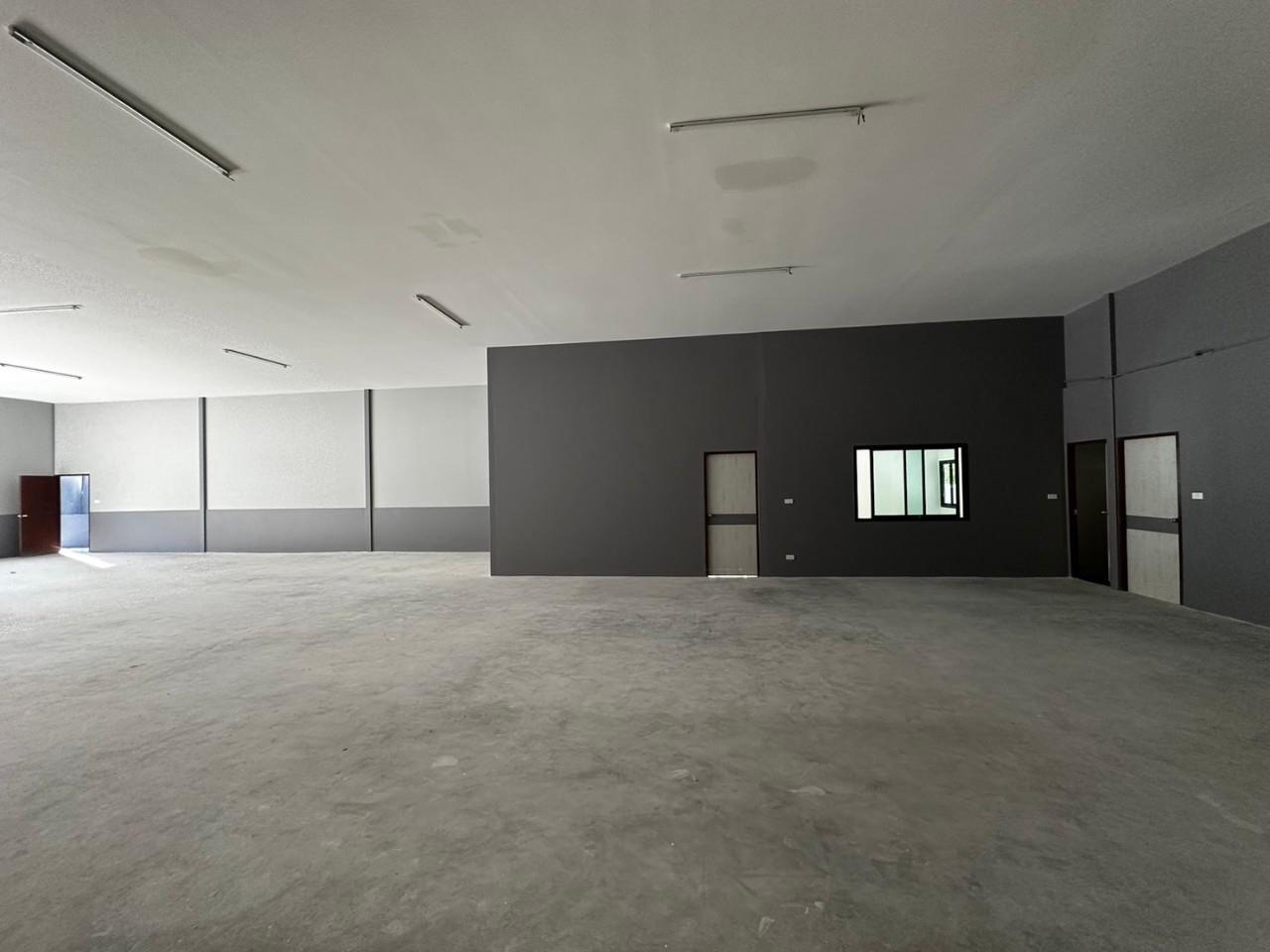 Warehouse for rent in Hang Dong zone 50 meters main road