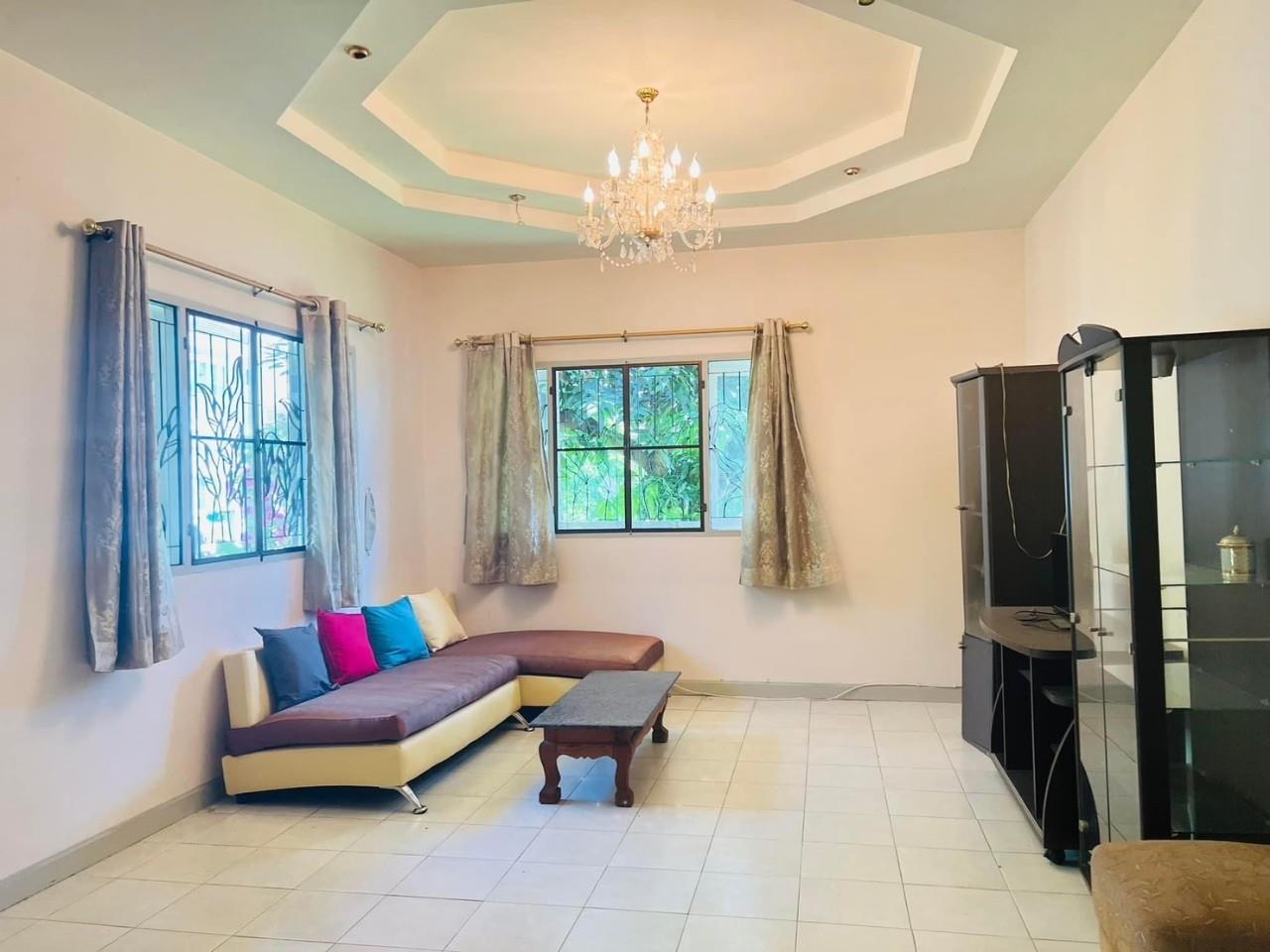  House for rent in San Sai zone near Central Festival.