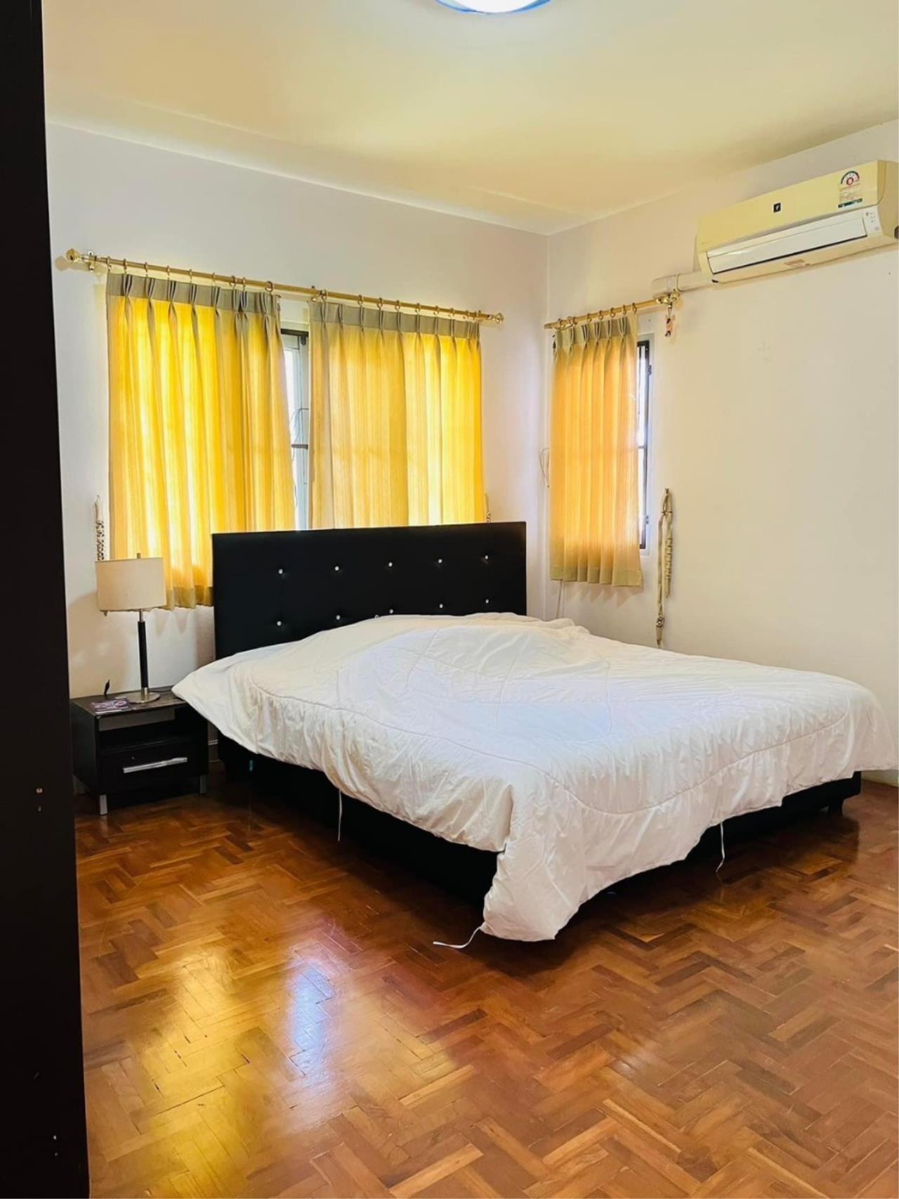  House for rent in San Sai zone near Central Festival.