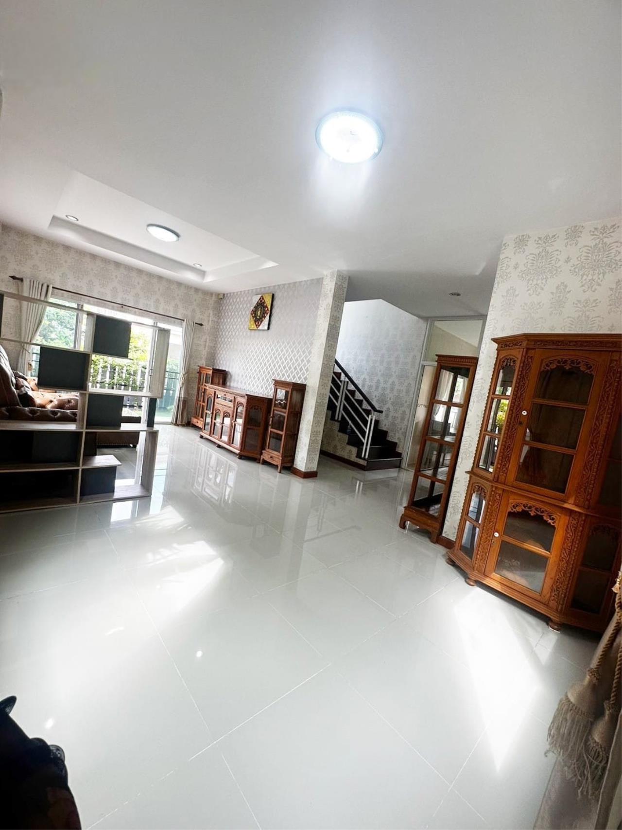 House for sale, Hang Dong zone