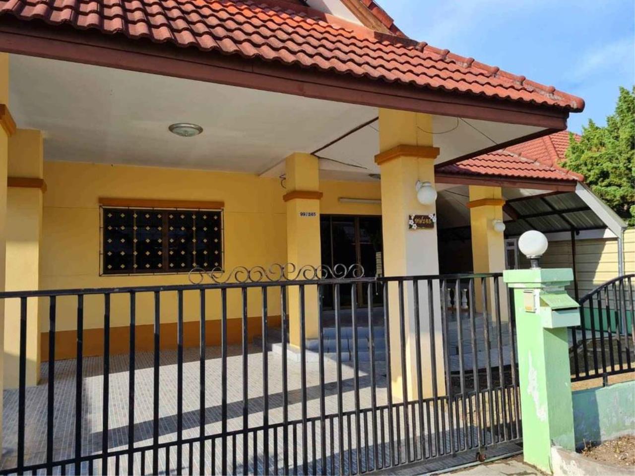 House for rent, Pimuk 1 project, San Sai, near Ruam Chok intersection.