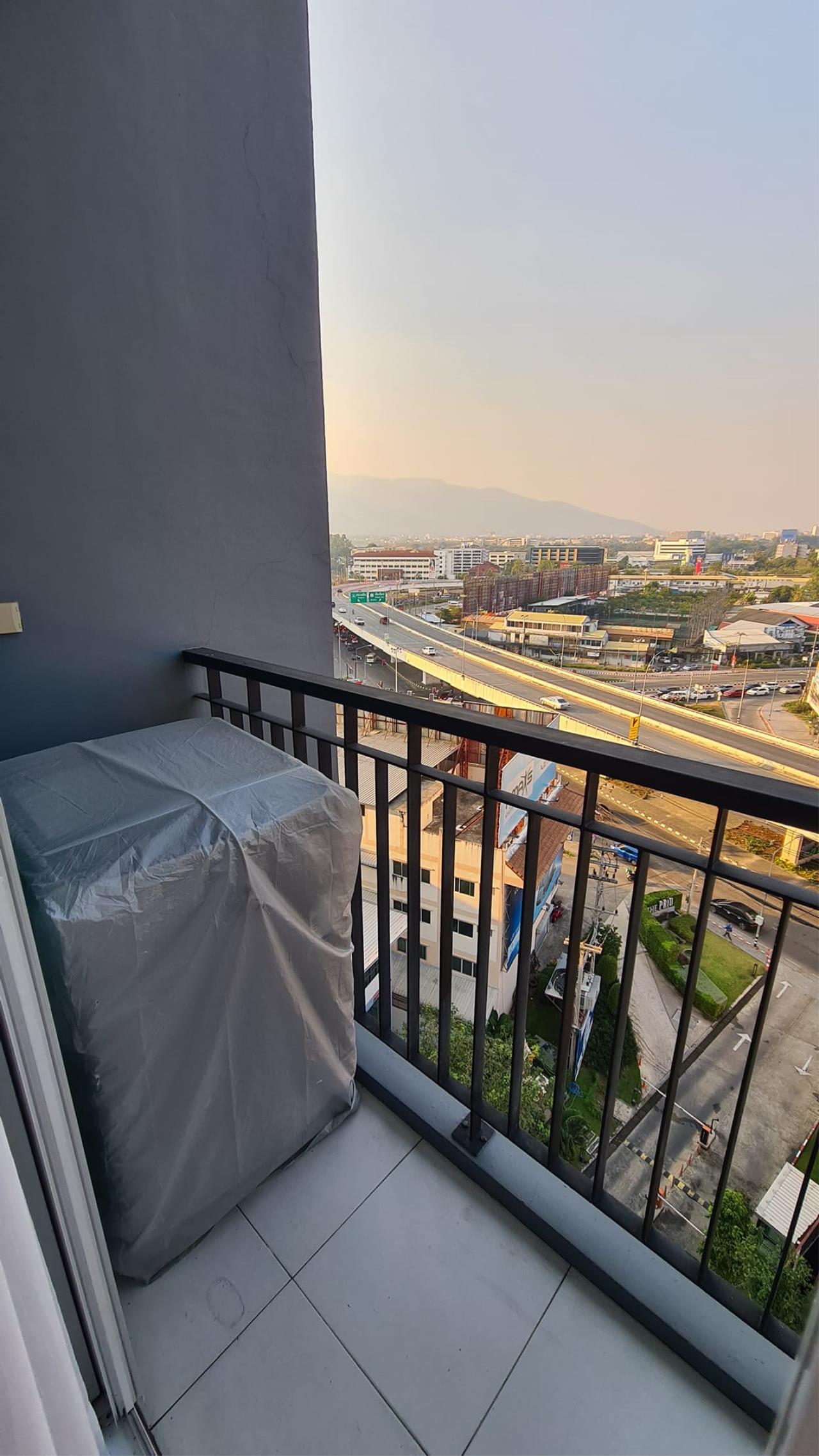 For sale: The Prio Condo, 10th floor, corner room, Doi Suthep view.