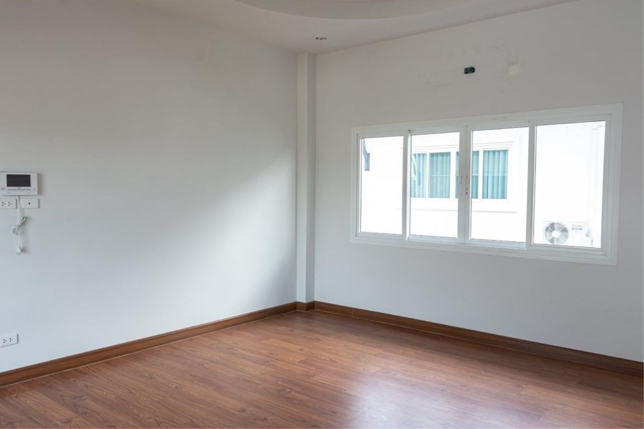 House for sale in the project, Hang Dong zone.