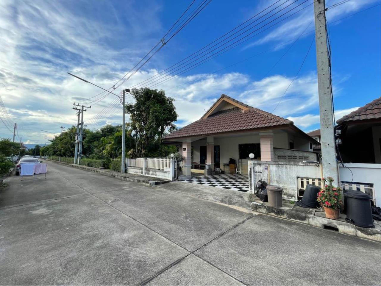 House for rent in the Lanna Village Phase 6 project in Chiang Mai city.