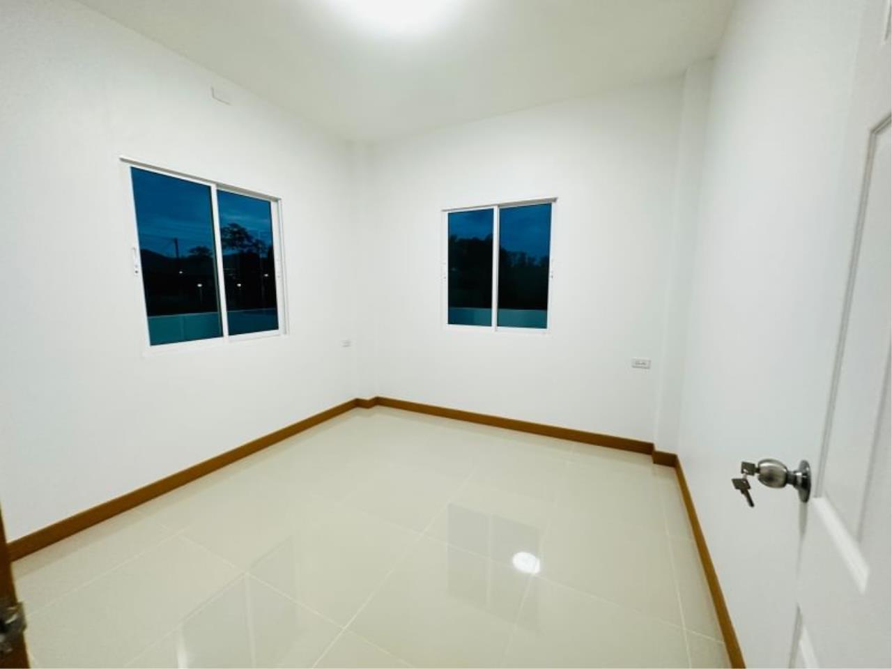 Newly built house for sale, San Sai zone