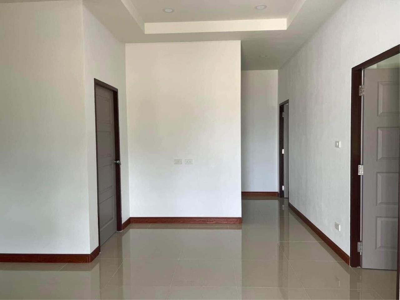 Single house for sale, Hang Dong zone