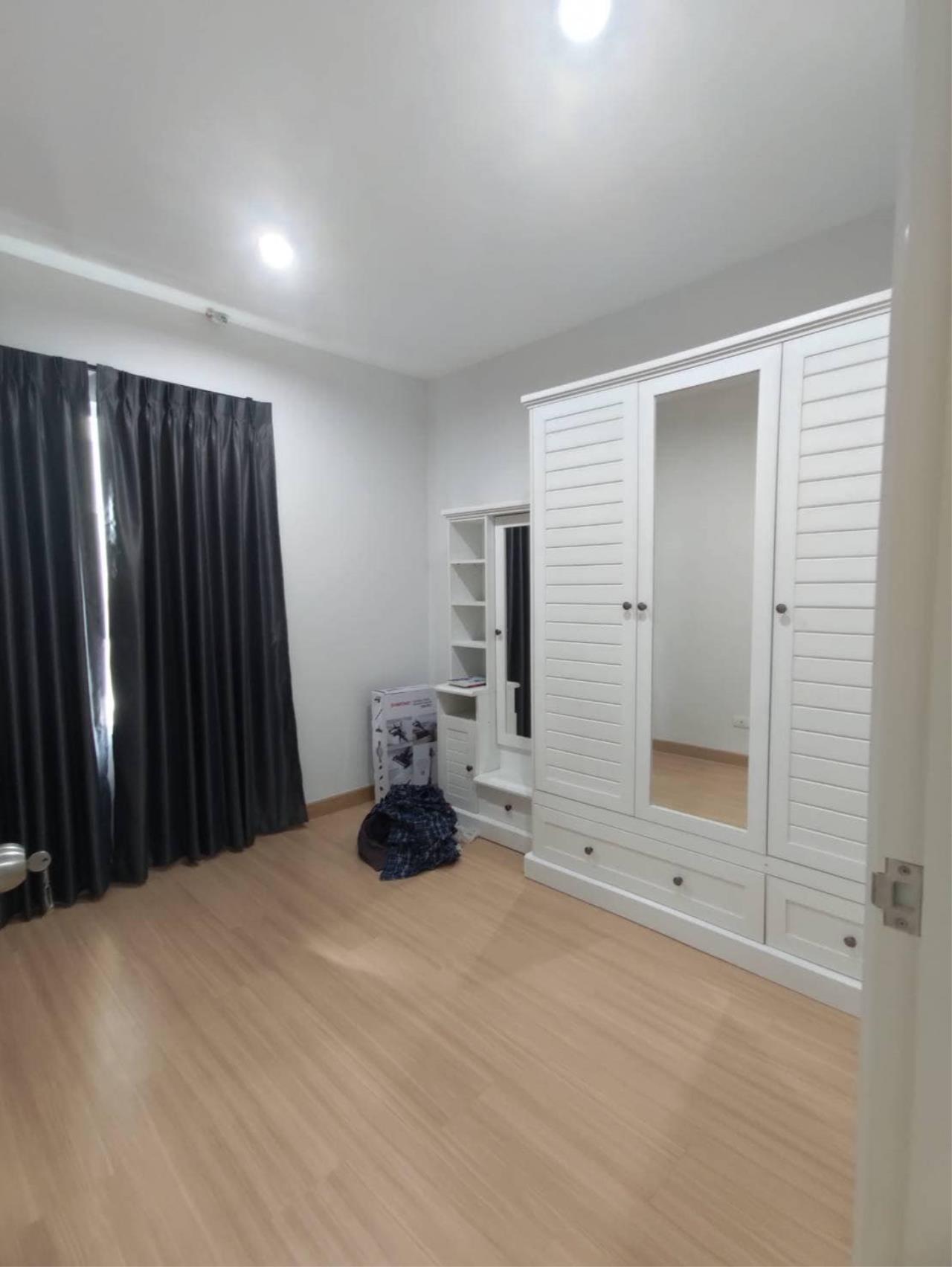 Townhome for rent Nai Kankanok Town 4 Nong Chom