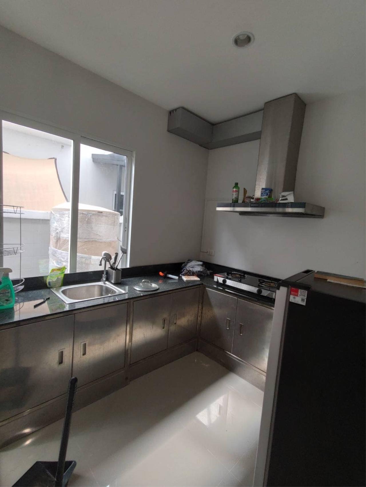 Townhome for rent Nai Kankanok Town 4 Nong Chom