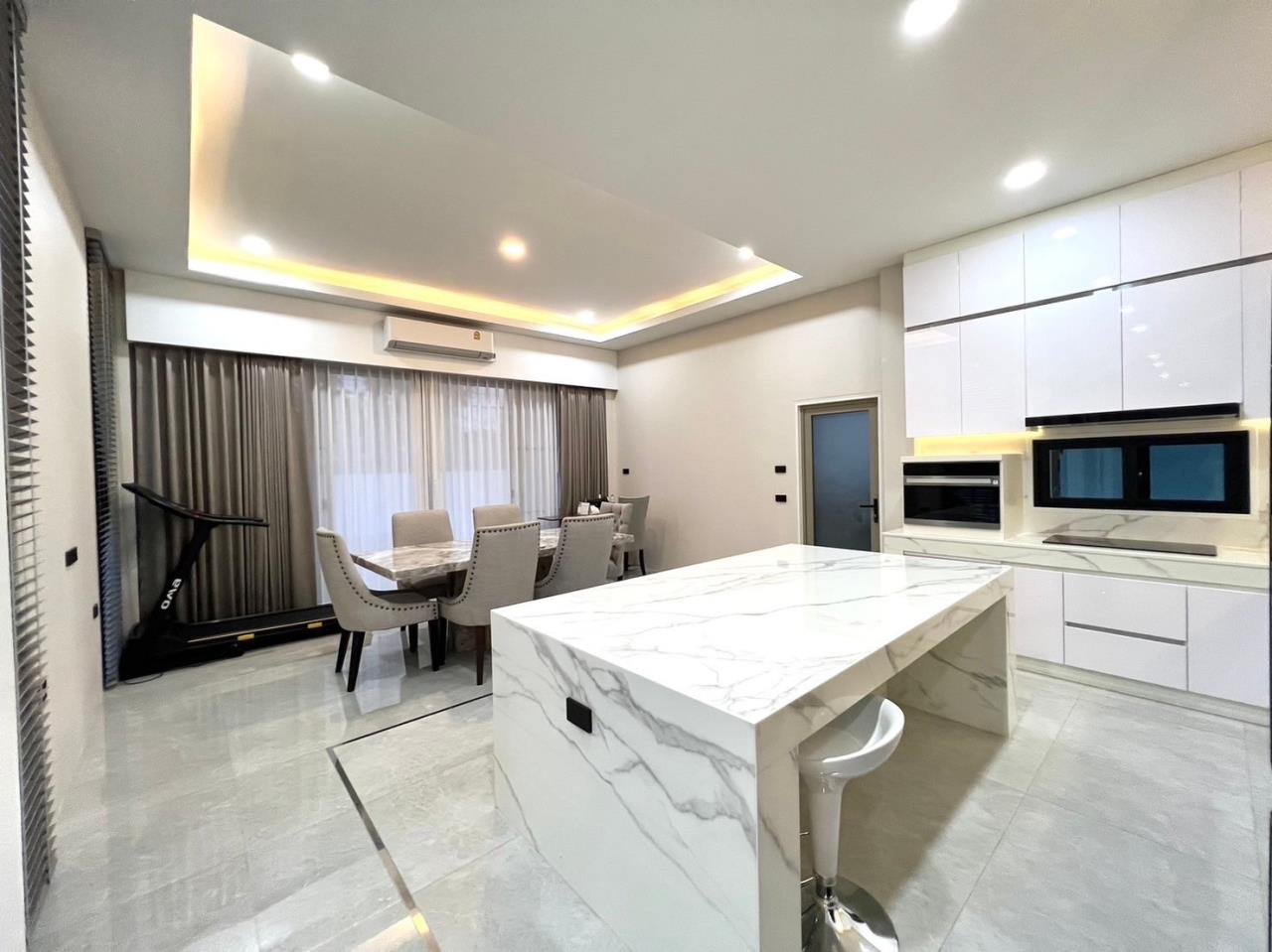 Modern style luxury house for sale, Hang Dong zone.