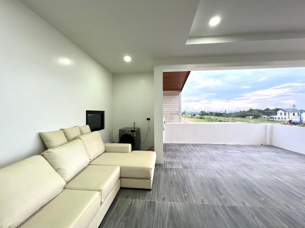 Modern style luxury house for sale, Hang Dong zone.