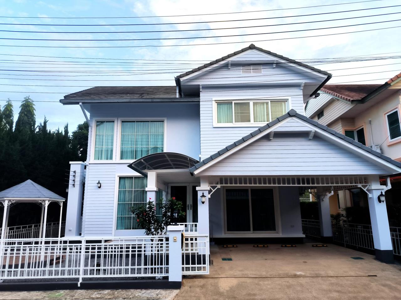 House for rent in Phanon project. Near Meechok Plaza