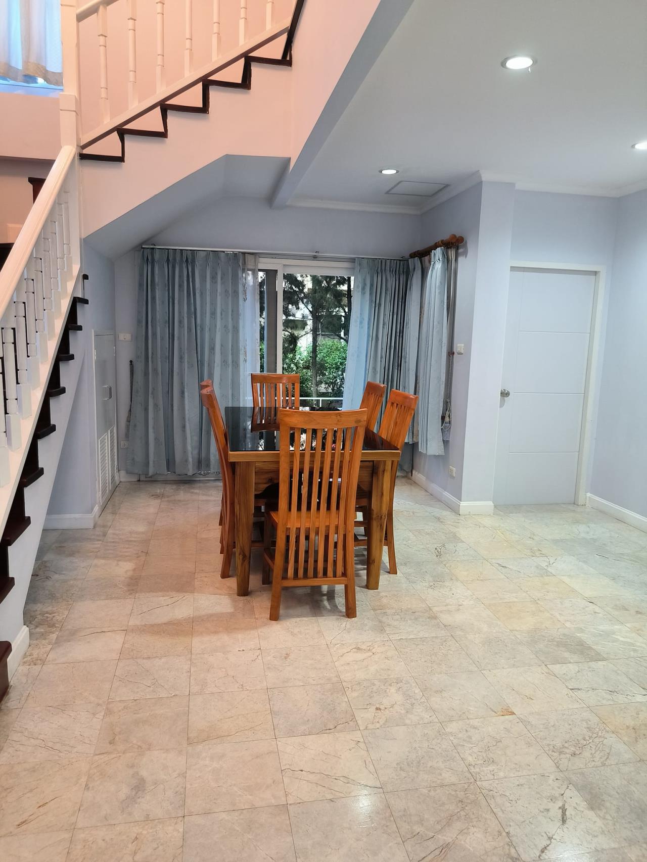 House for rent in Phanon project. Near Meechok Plaza