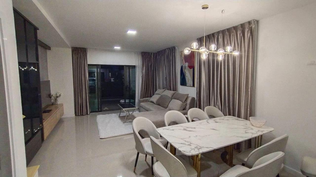Townhome for rent, THE CONNECT UP3 LADPRAO 126 project.