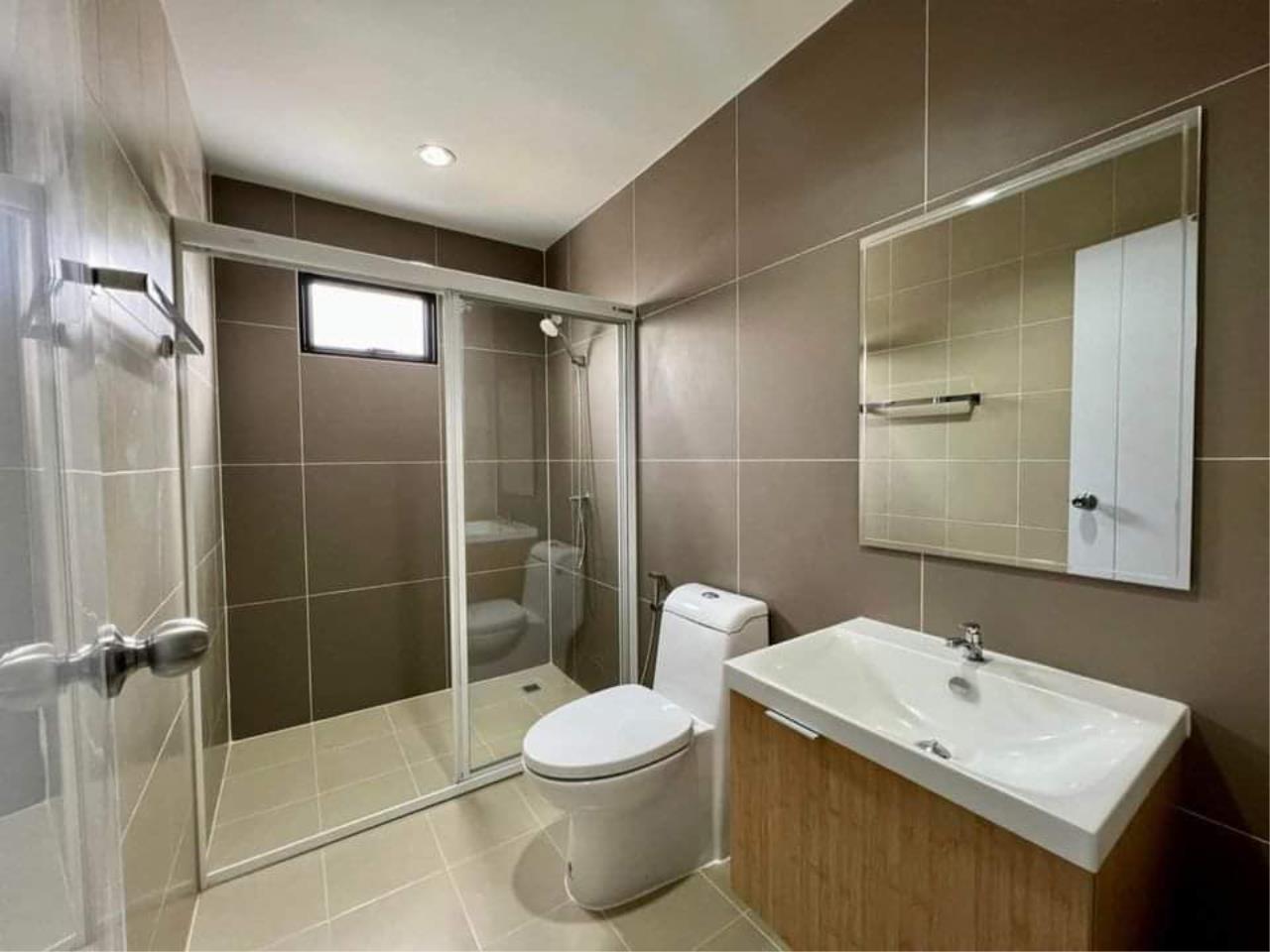 Townhome for rent, THE CONNECT UP3 LADPRAO 126 project.
