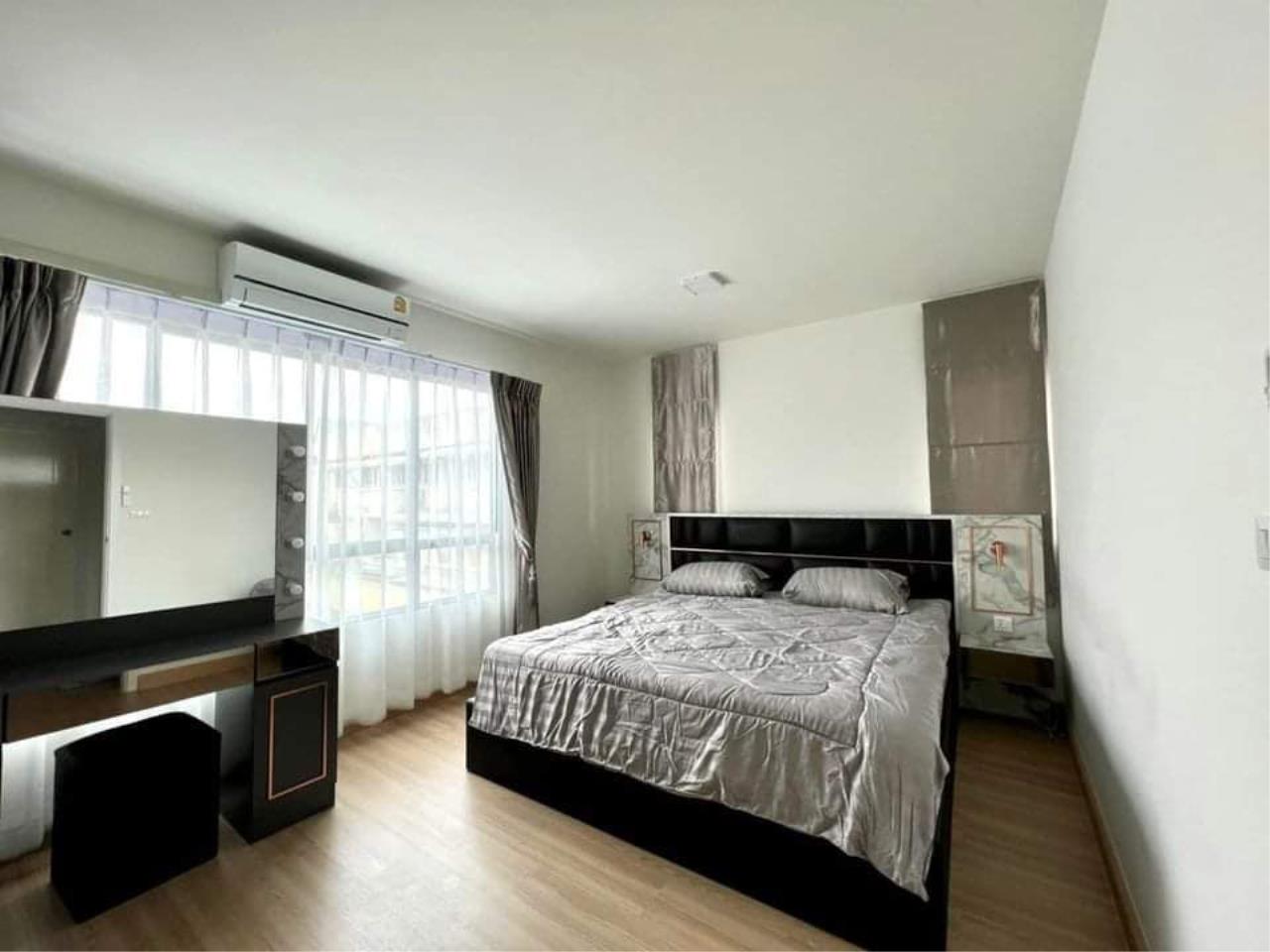 Townhome for rent, THE CONNECT UP3 LADPRAO 126 project.