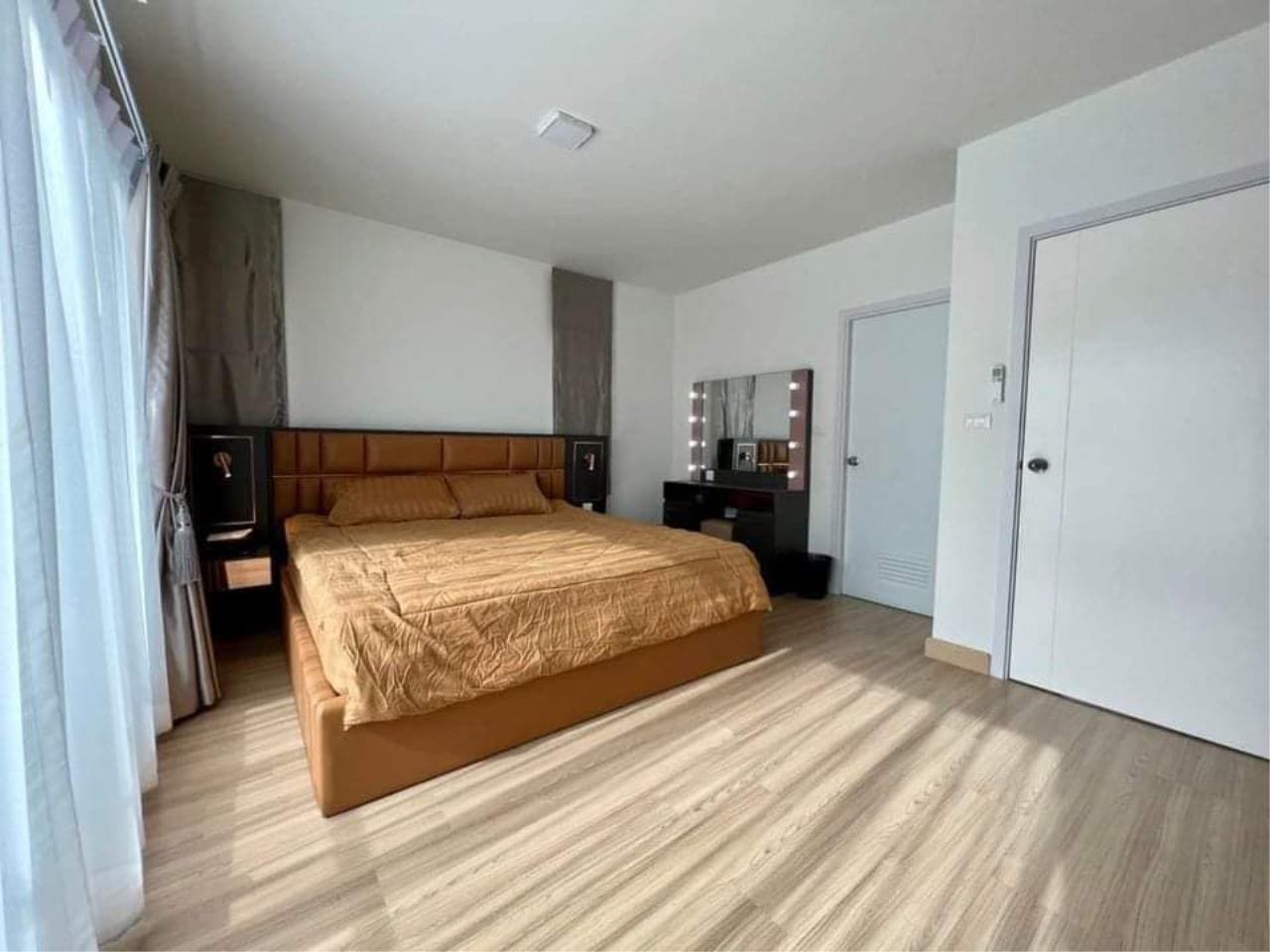 Townhome for rent, THE CONNECT UP3 LADPRAO 126 project.