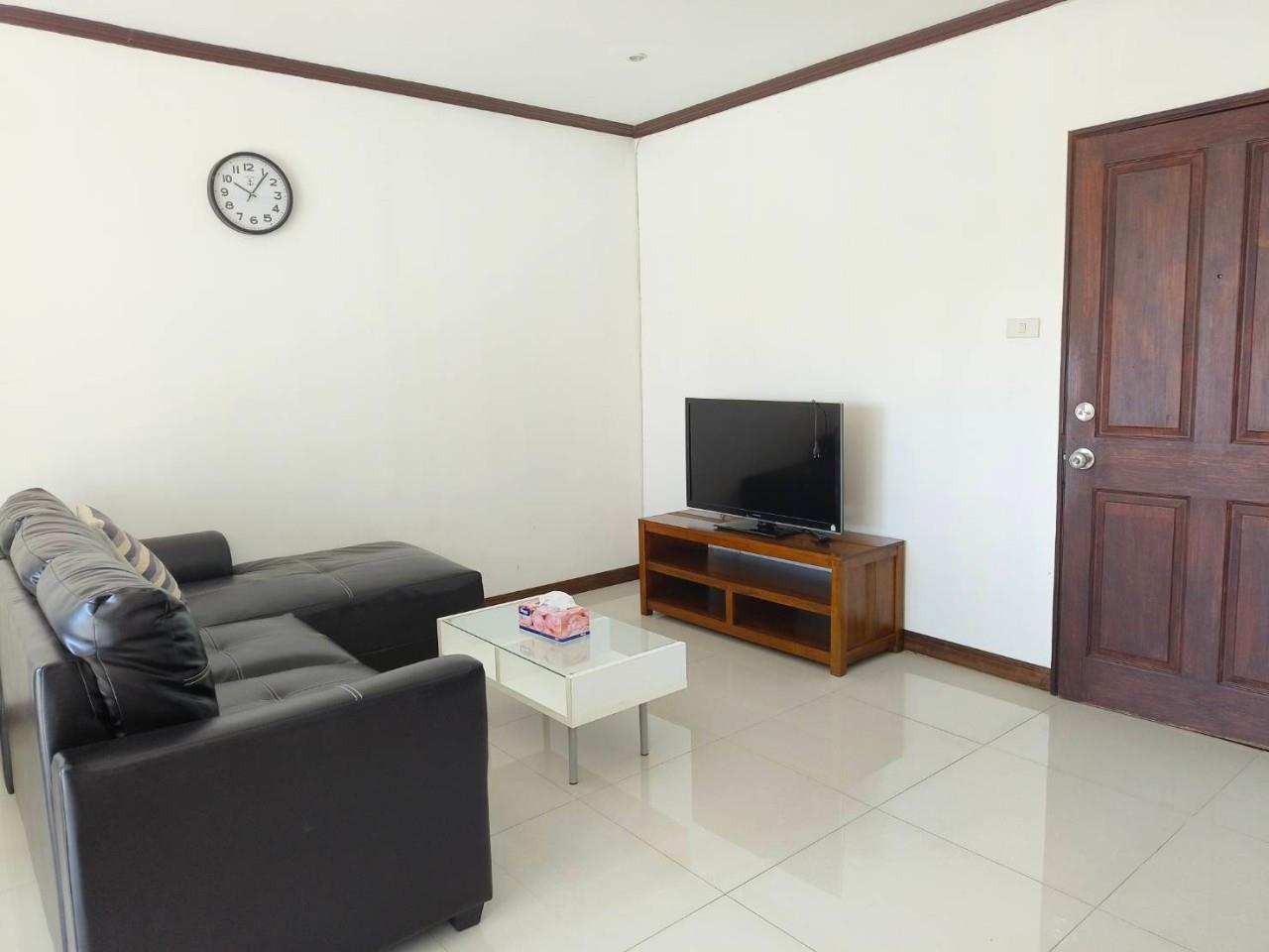 Condo for rent, Sky Breeze Condo, near Chiang Mai University.