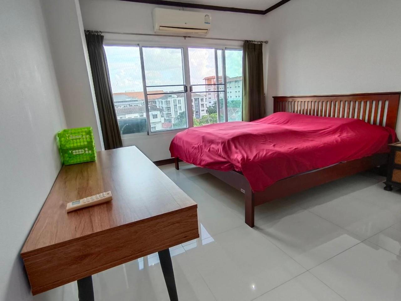 Condo for rent, Sky Breeze Condo, near Chiang Mai University.