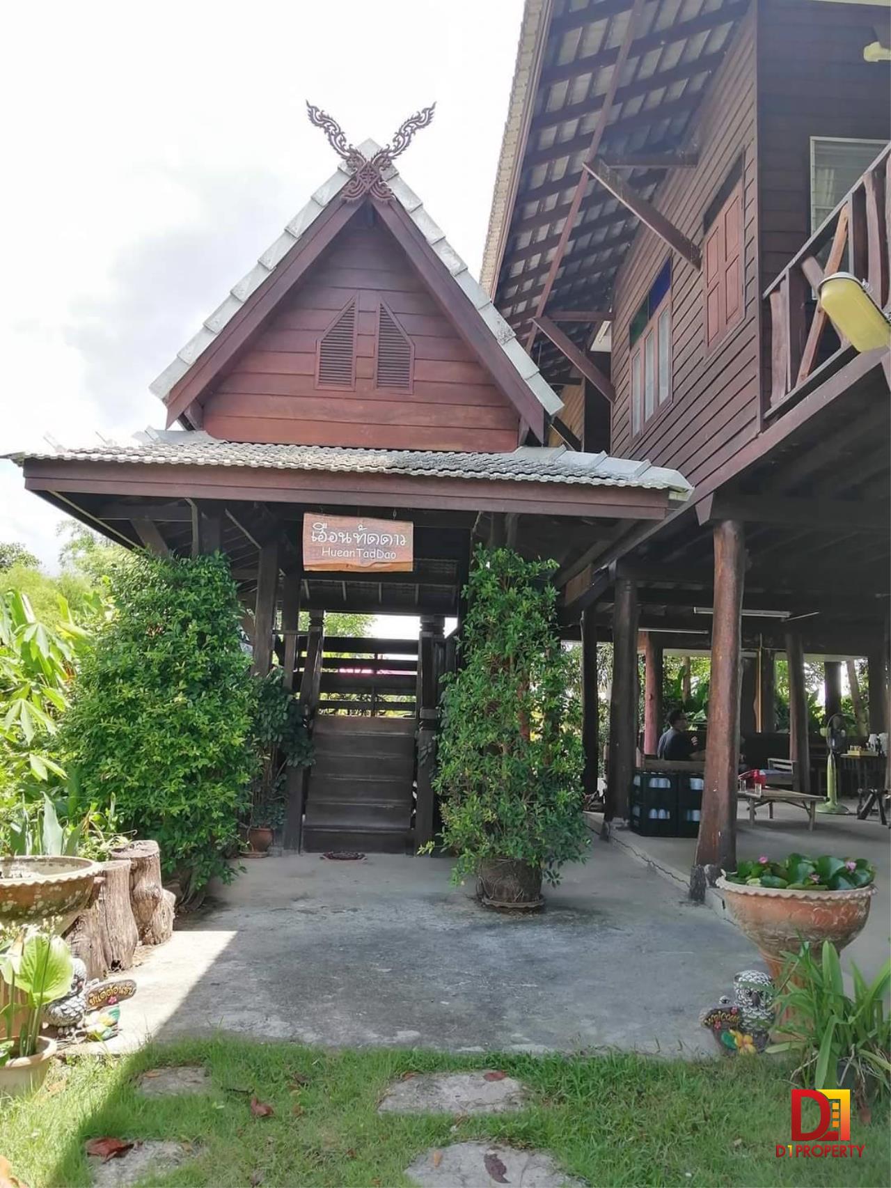 Baan Suan Thad Dao for rent Around the pond in Longan Garden