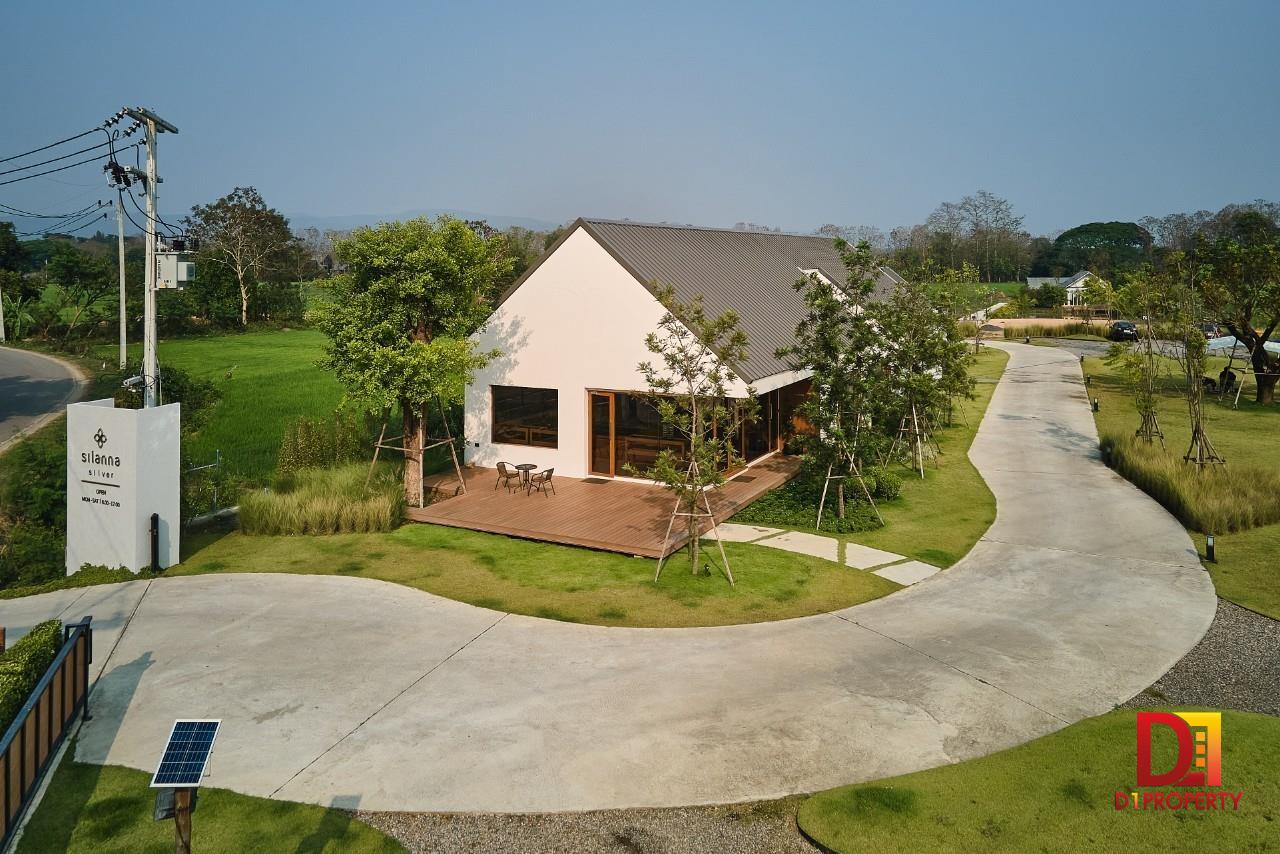 Baan Suan Silanna, Mae Rim (with lease contract until August)