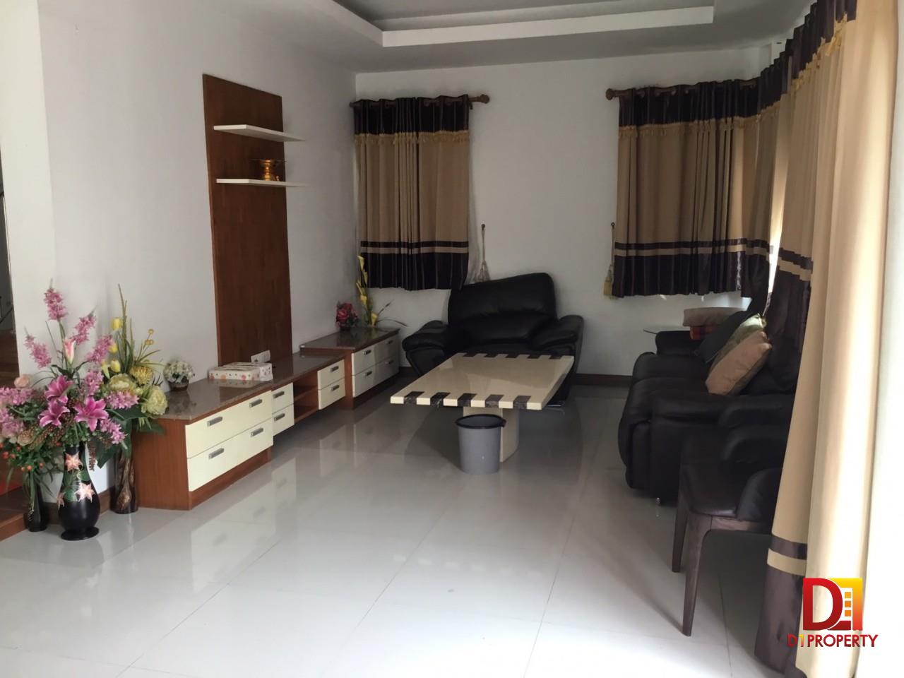 House for rent in San Sai zone in San Sai Siri 2 project. near Central Festival