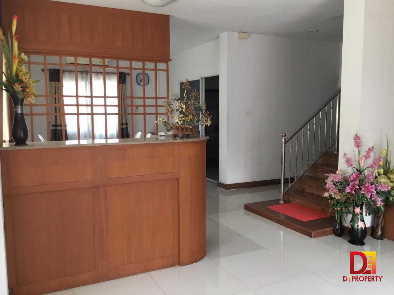 House for rent in San Sai zone in San Sai Siri 2 project. near Central Festival