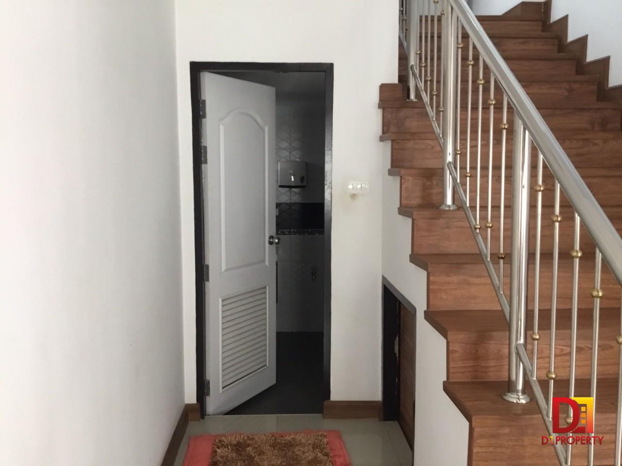 House for rent in San Sai zone in San Sai Siri 2 project. near Central Festival