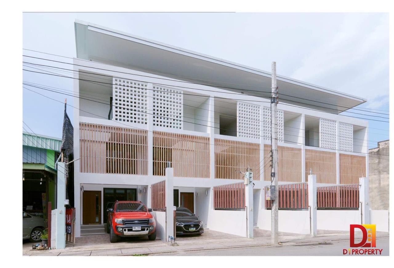 House for sale, commercial building, Wat Ket zone