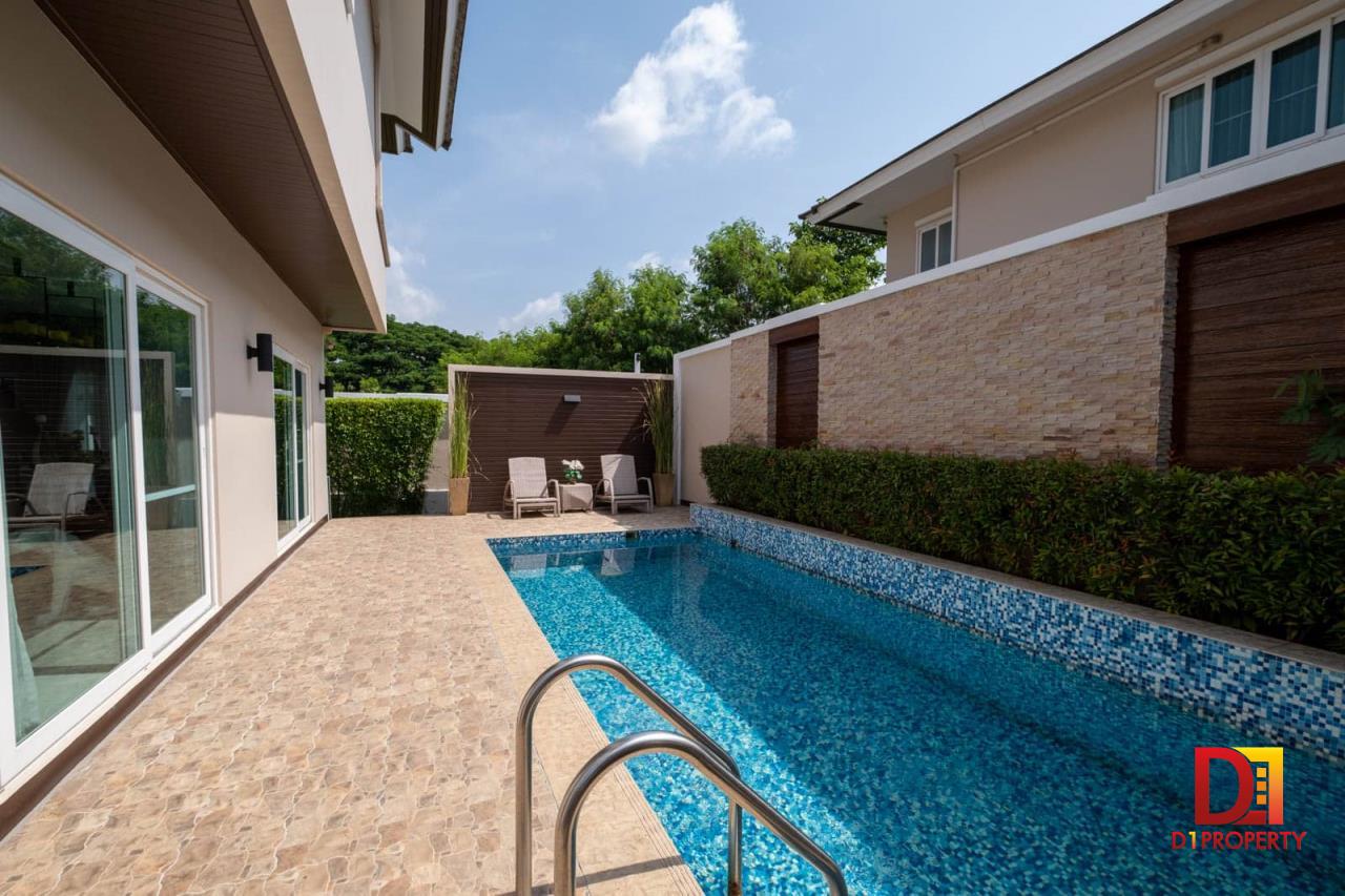 Pool Villa Hangdong for sale