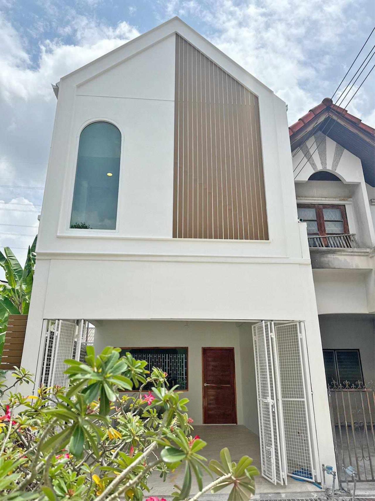 House for sale in Wat Ket zone