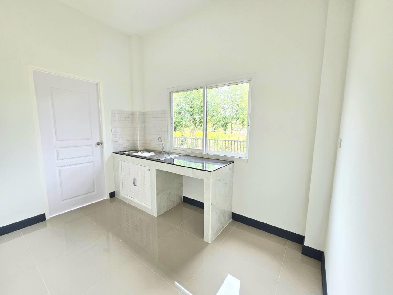 House for sale in Saraphi area