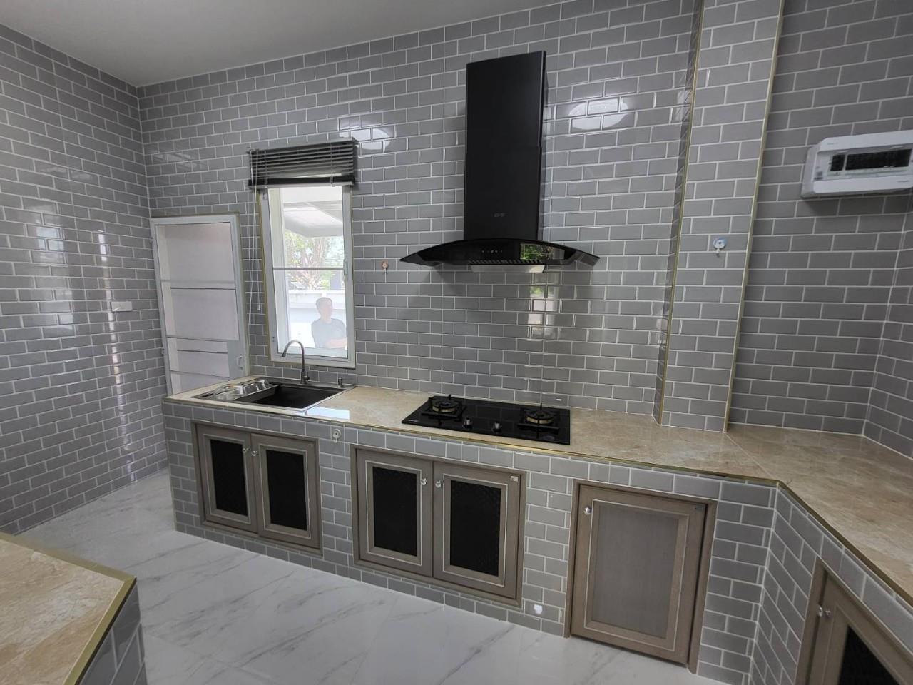 House for sale, one storey, Saraphi zone