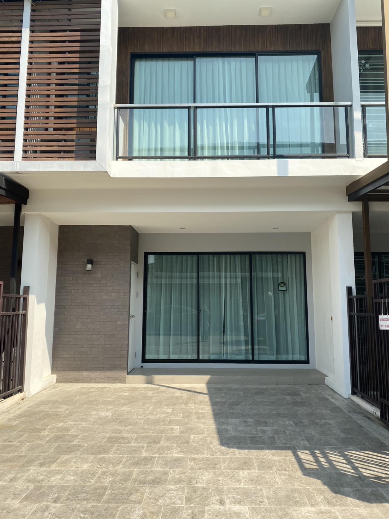 Townhome for sale in Pa Daet zone