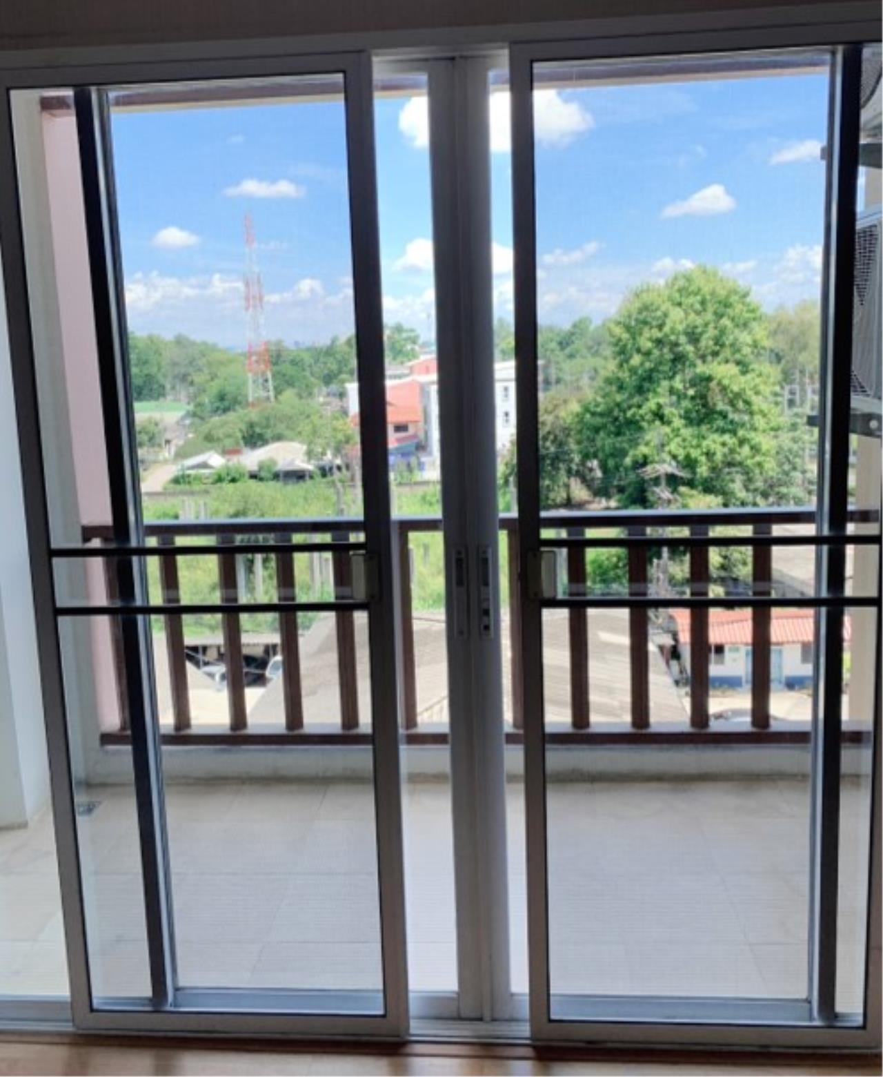 Selling casa condo, 6th floor