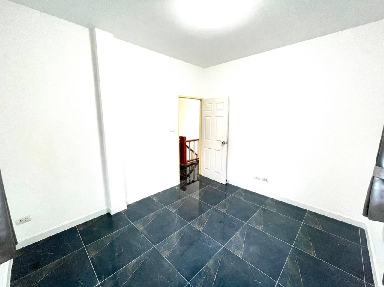 House for sale in San Sai zone.