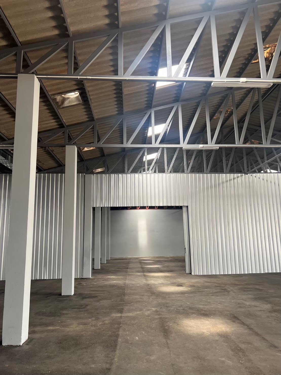 Warehouse for rent