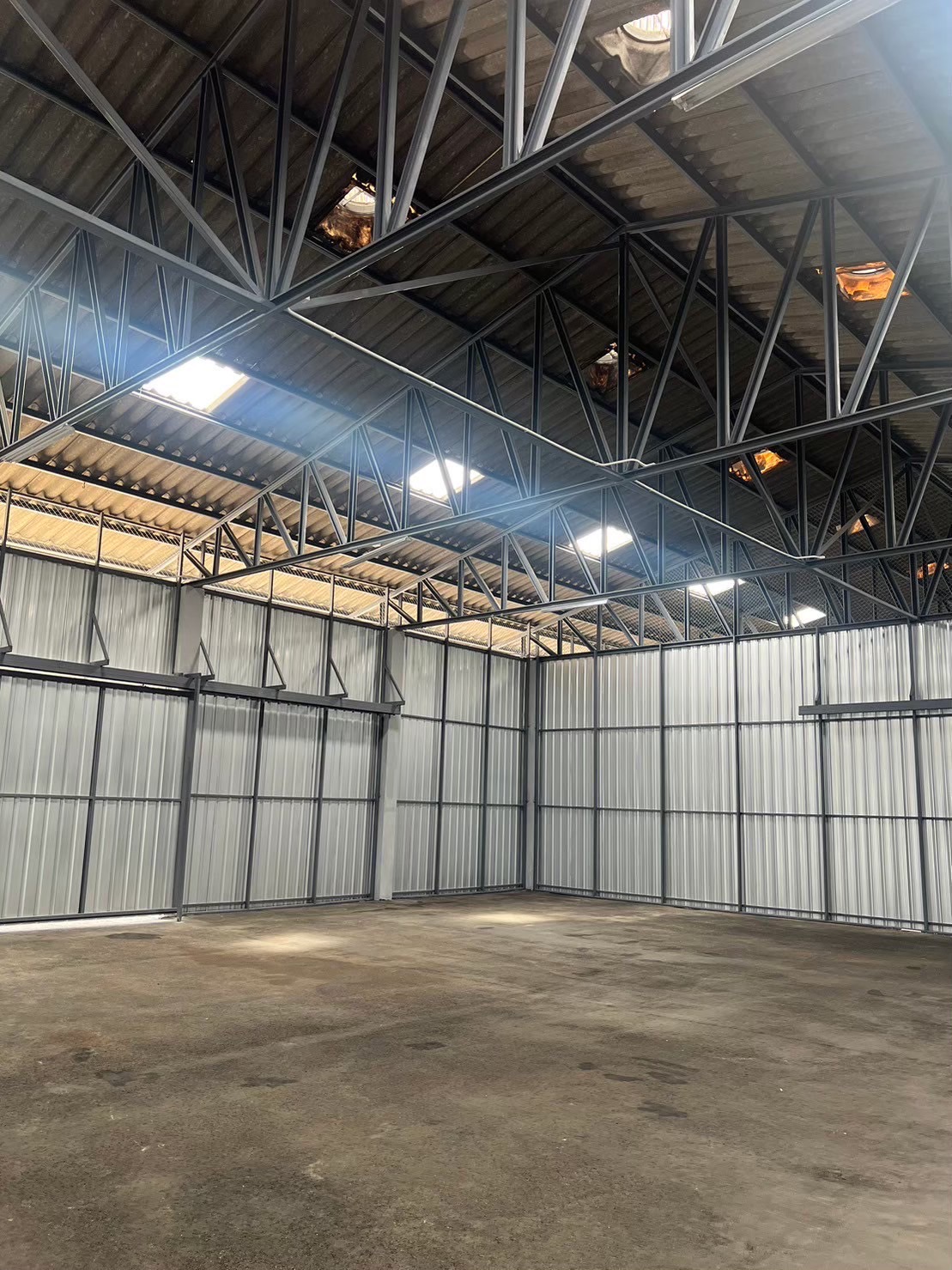 Warehouse for rent