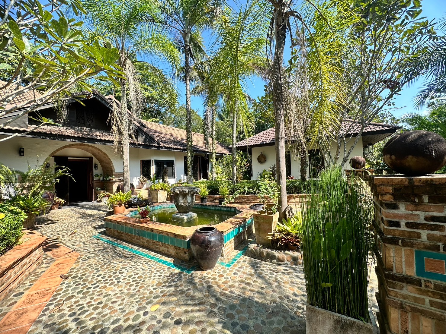 Luxury garden compound in Northern Mae Rim