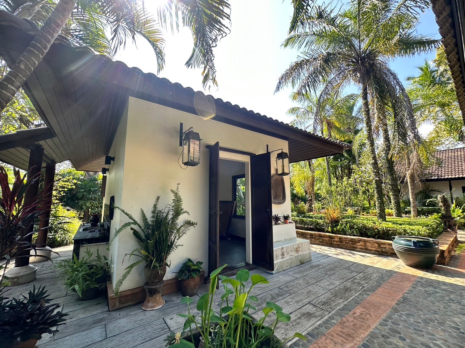 Luxury garden compound in Northern Mae Rim
