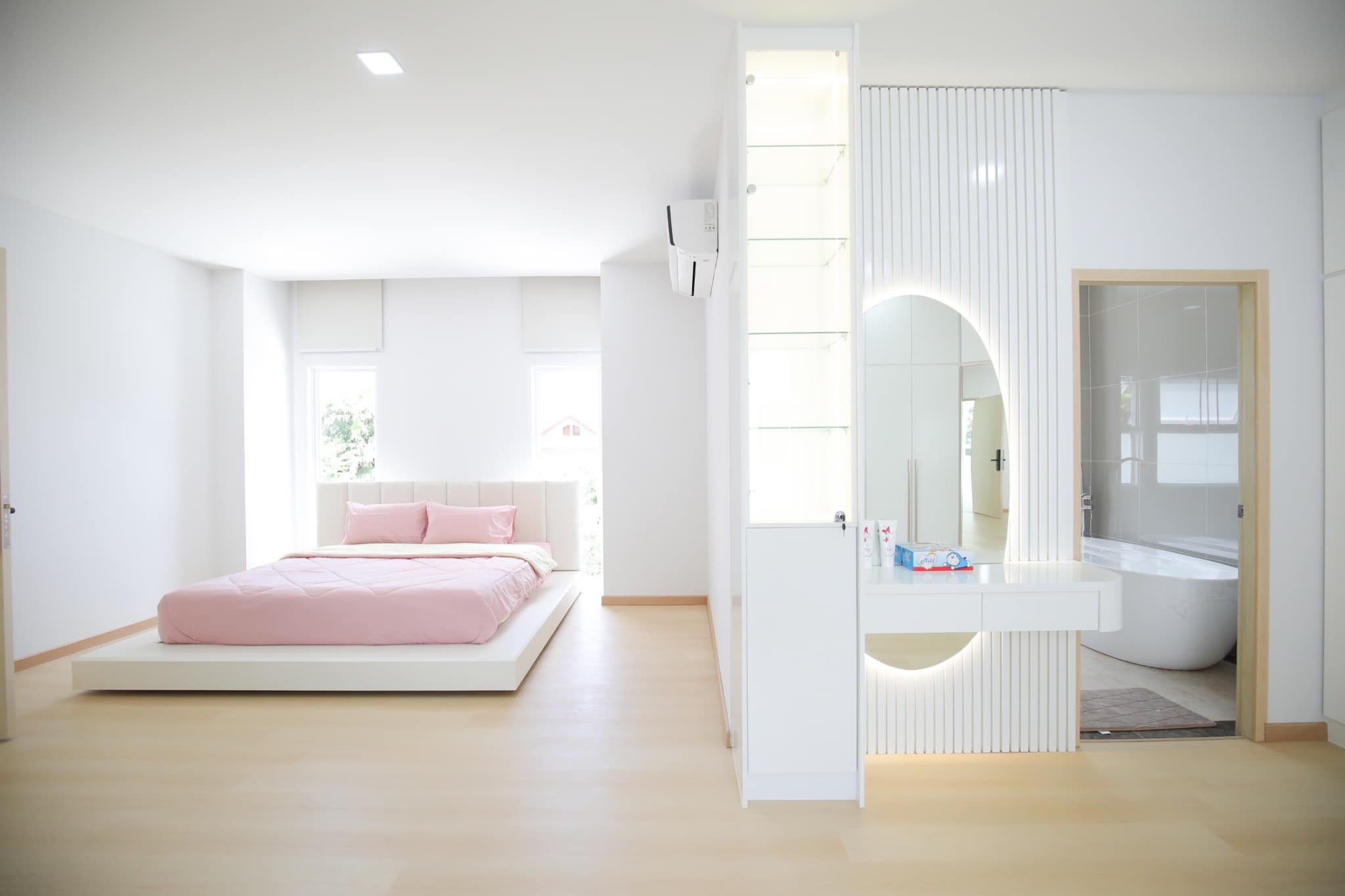 For sale New 3-storey pool villa Saraphi District 