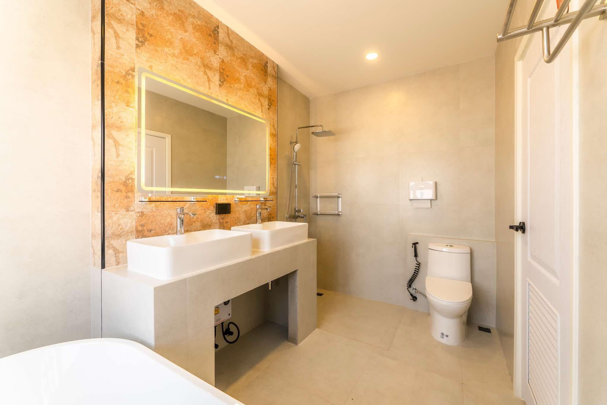 Single house with swimming pool, Mae Hia Subdistrict, Mueang Chiang Mai District