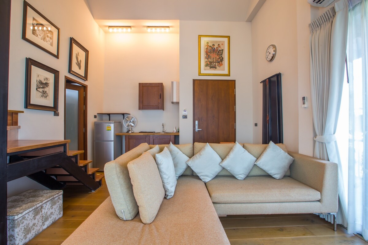 Private tropical style pool villa in the World Club Land project, Doi Kham view.