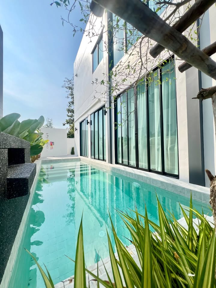 Modern Pool Villa house for sale, Hang Dong