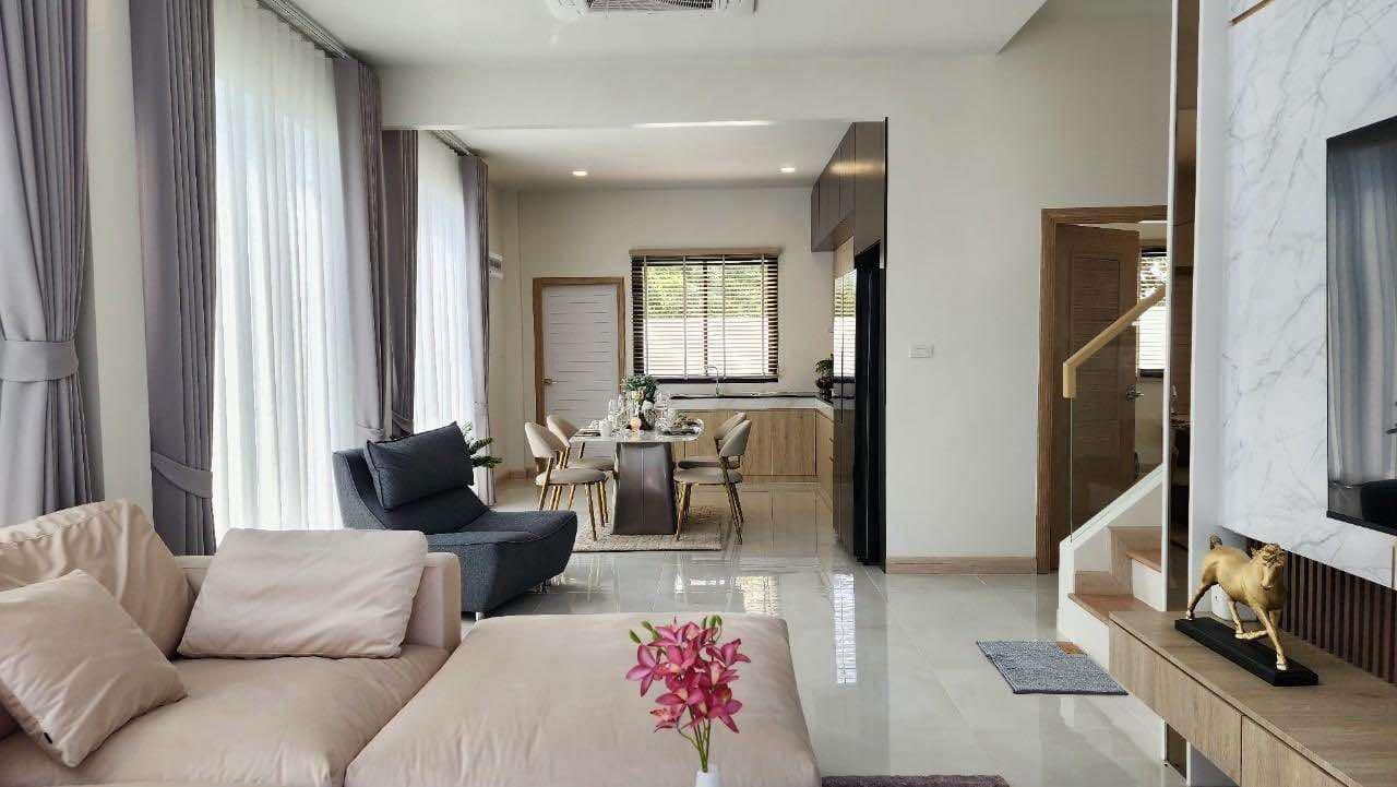 Modern Pool Villa house for sale, Hang Dong