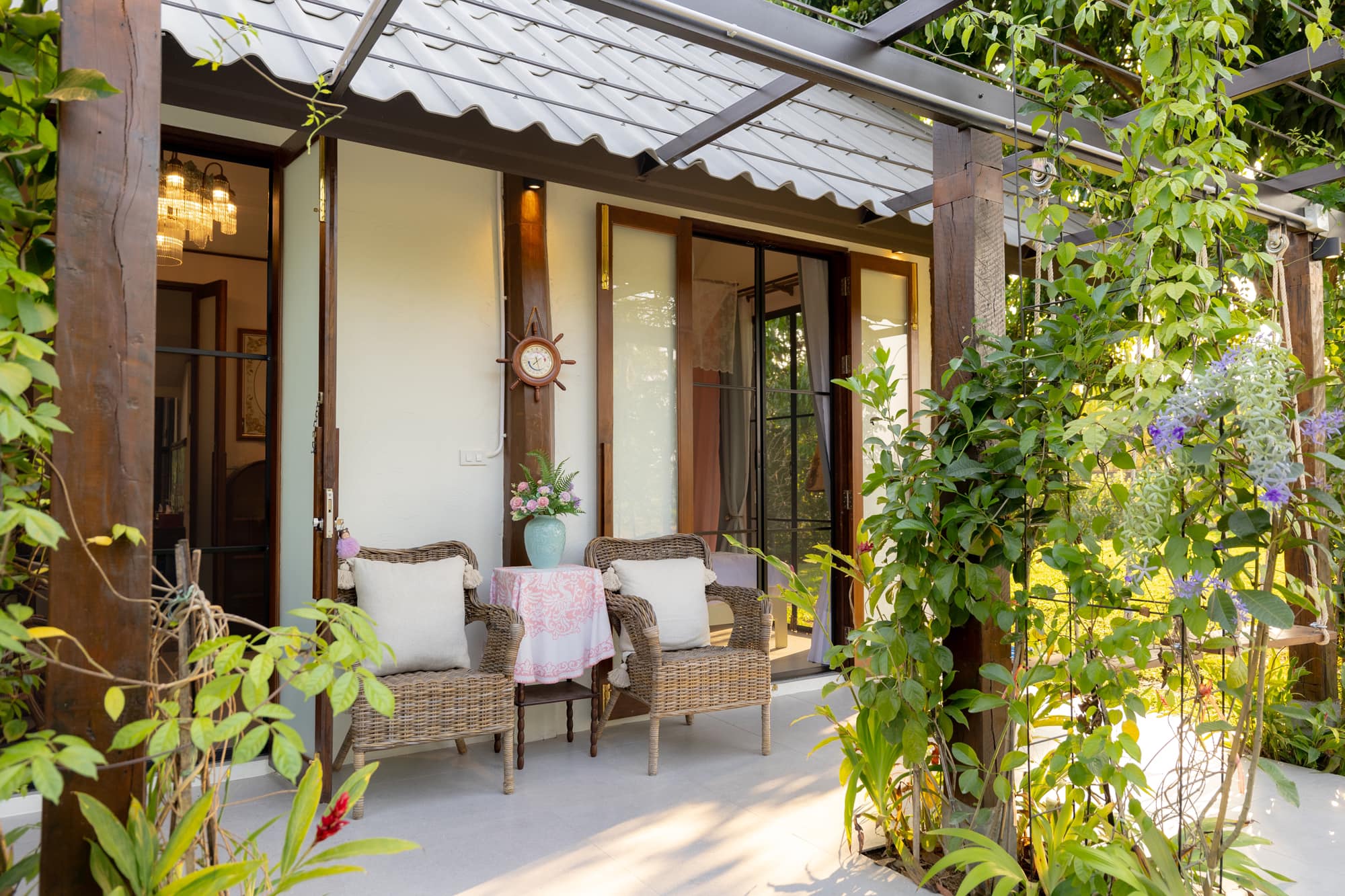 ​Luxury pool villa by the waterfront 