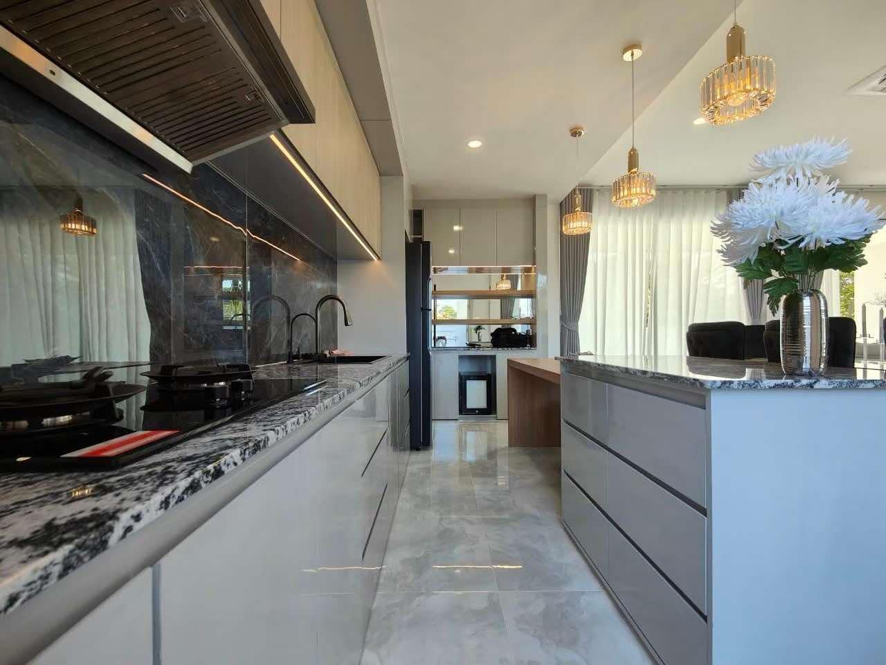 The stunning modern luxury  pool villa for sale